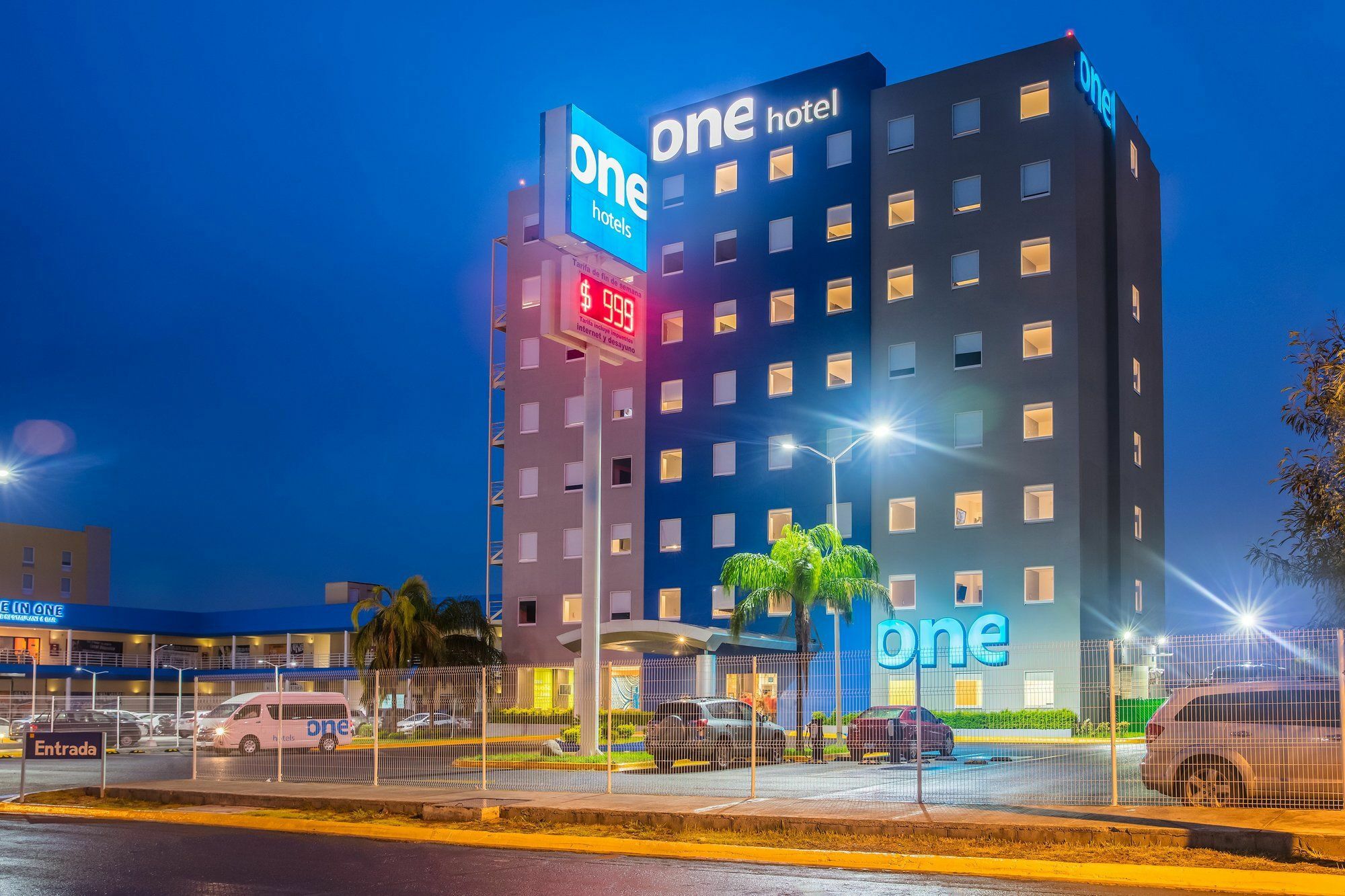 One Monterrey Aeropuerto Hotel Apodaca Екстериор снимка